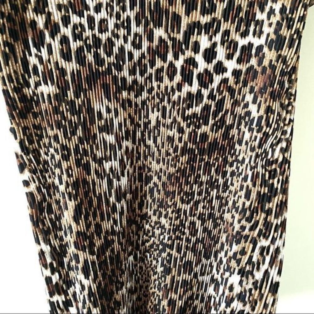 ‎TOP CHIC Statement Blouse NWT - Picture 3 of 5